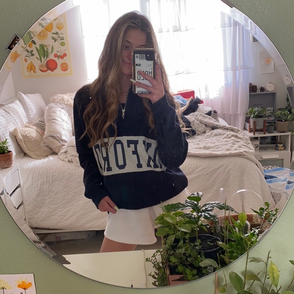Brandy Melville Sweaters - Brandy Melville sweatshirt